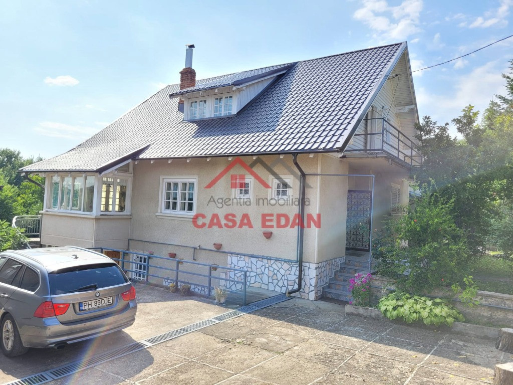 ●Casa in Breaza,semicentral,9 cam,4 bai,teren 1000m,225.000e