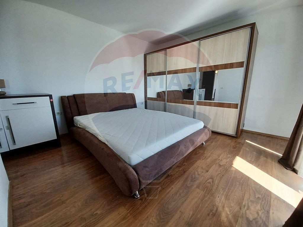 Apartament 3 camere, Bloc NOU, etaj 3, Subcetate, cu parc...