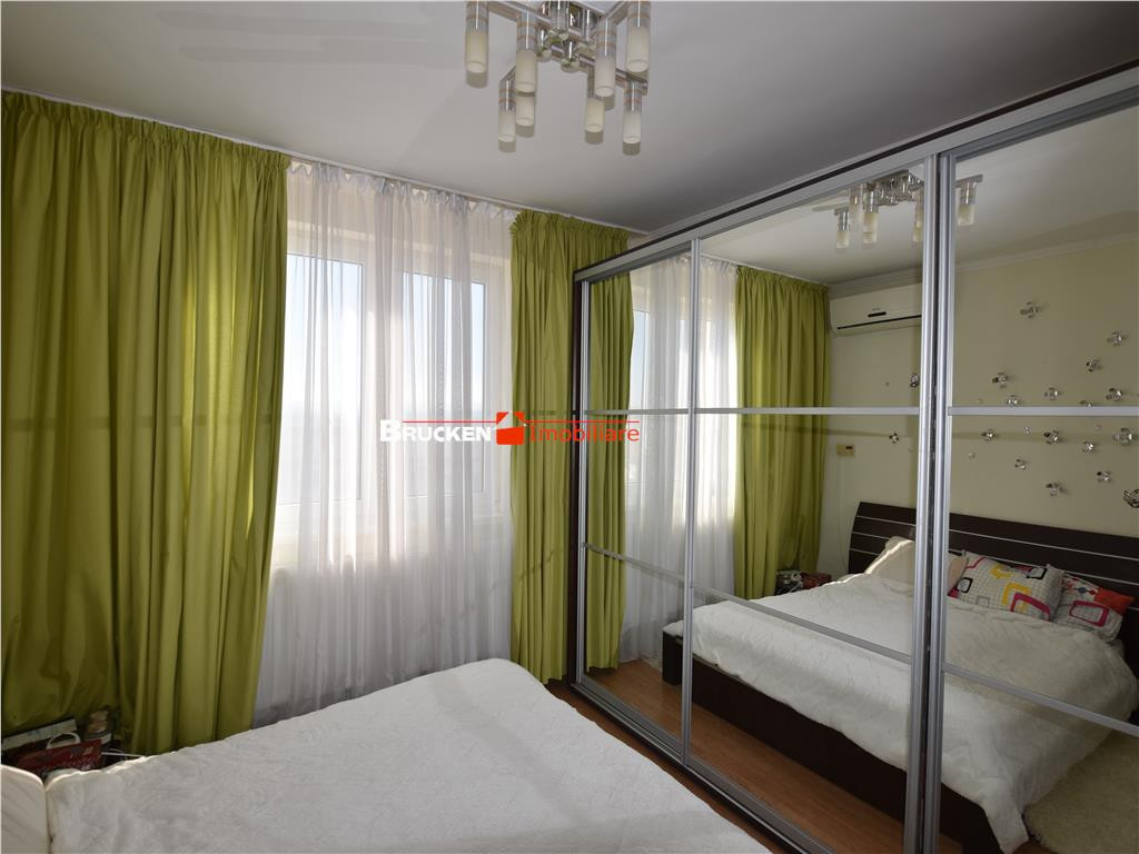 Apartament cu 3 camere de