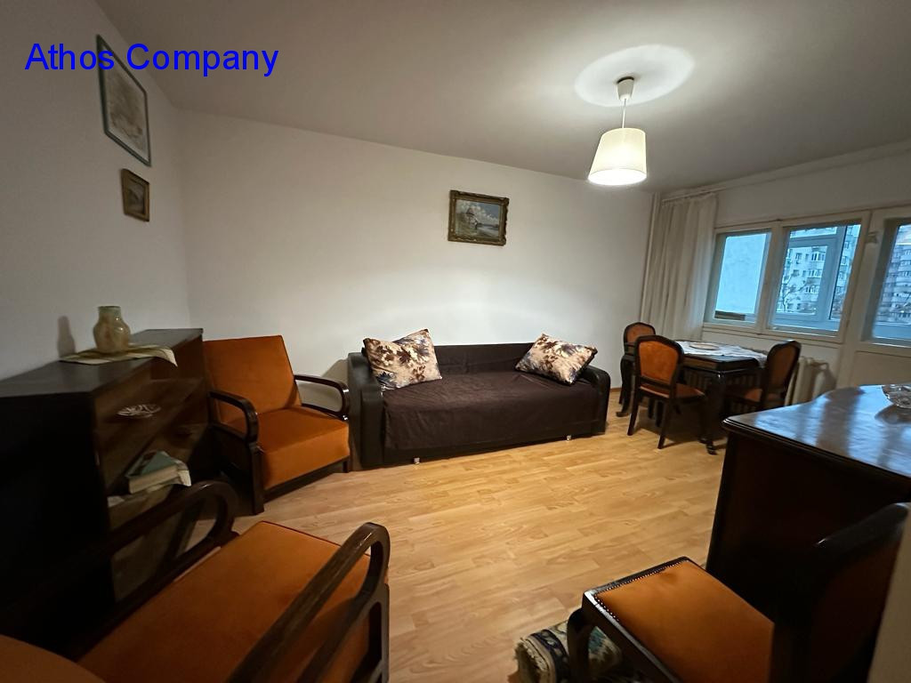 Ap 2 camere str. Avrig - Obor la pret 370 euro