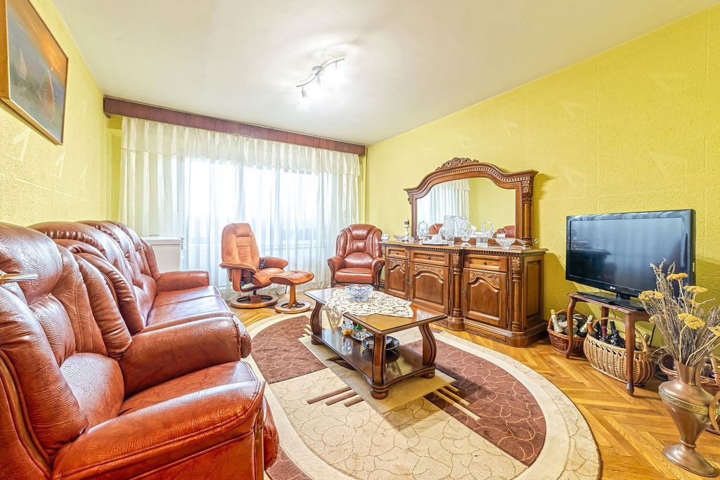 De închiriat apartament 3 camere - tip Samantha - Poliva...