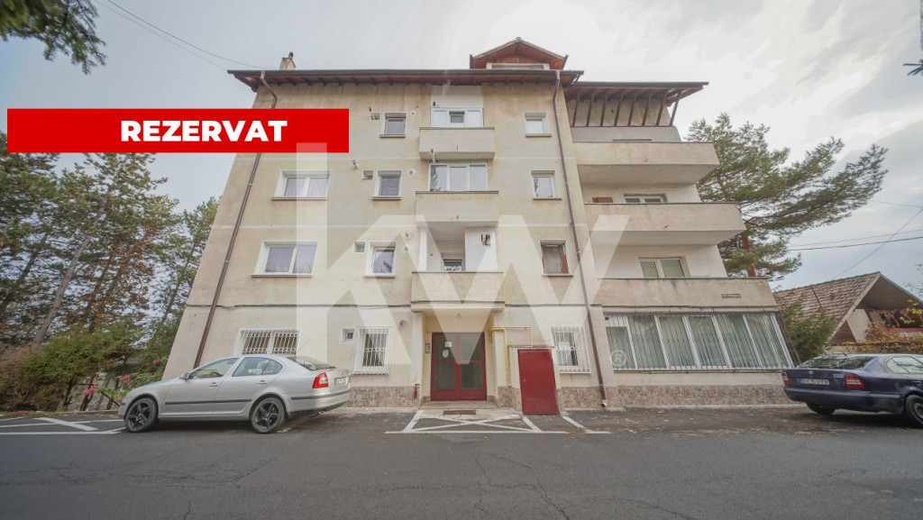 REZERVAT - Vânzare apartament cu 2 camere, decomandat, zona