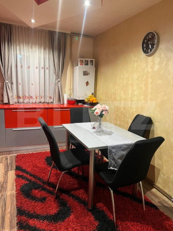 Apartament cu 3 camere