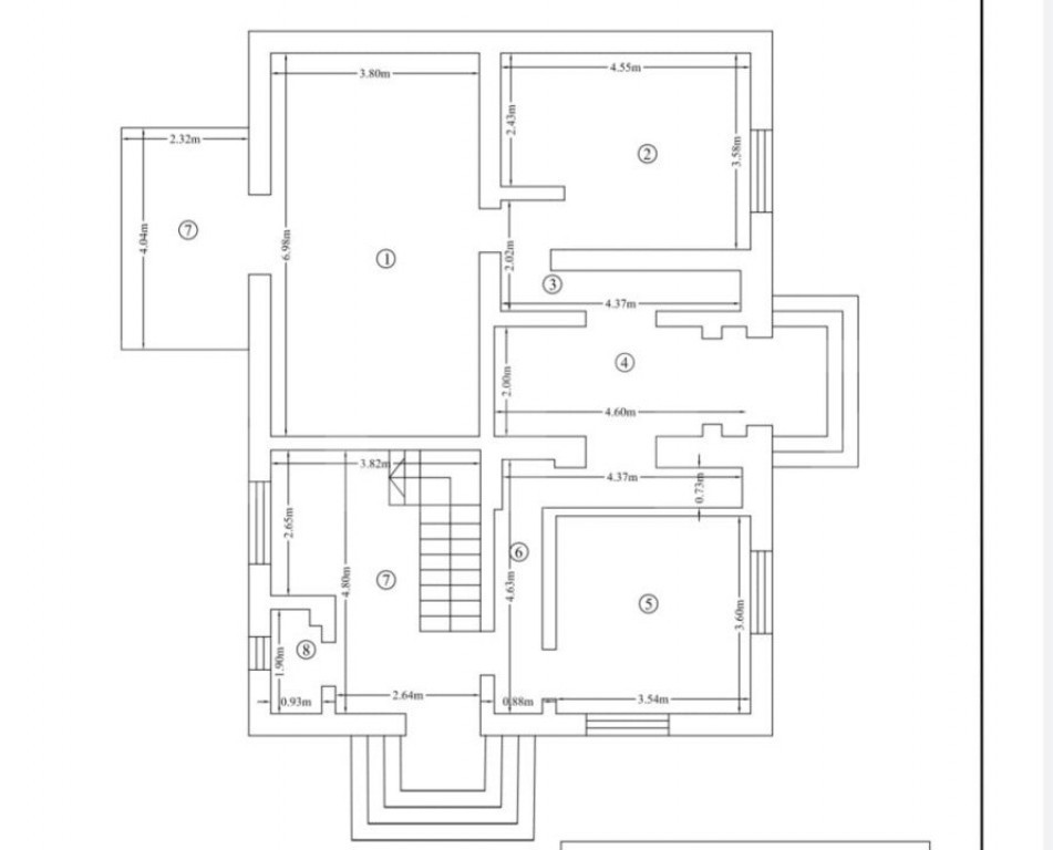 Casa cu 7 camere, 205 mp utili, 350 mp teren, zona centru