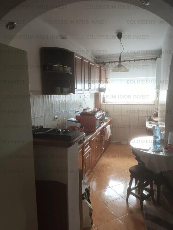 Apartament cu 2 camere, decomandat - zona Astra