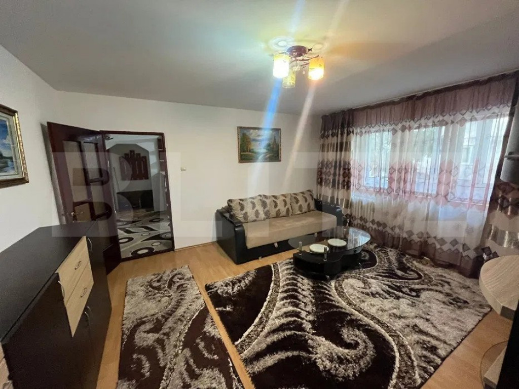 Apartament 3 camere, 68 mp, mobilat si utilat, zona străzii