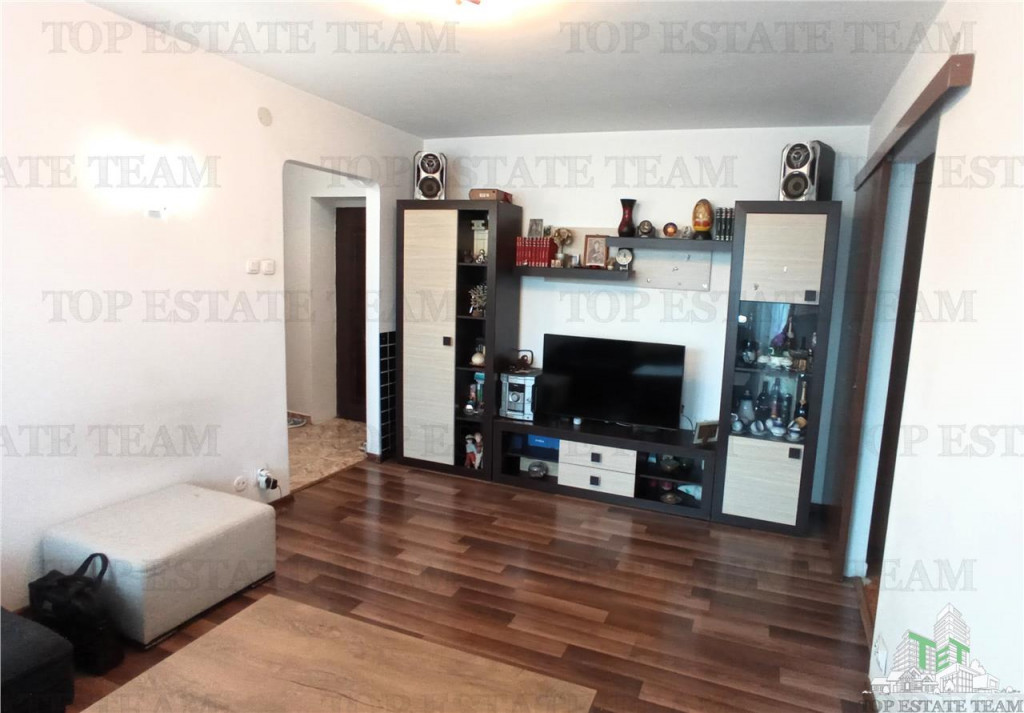 Apartament 2 camere de , zona Stefan cel Mare