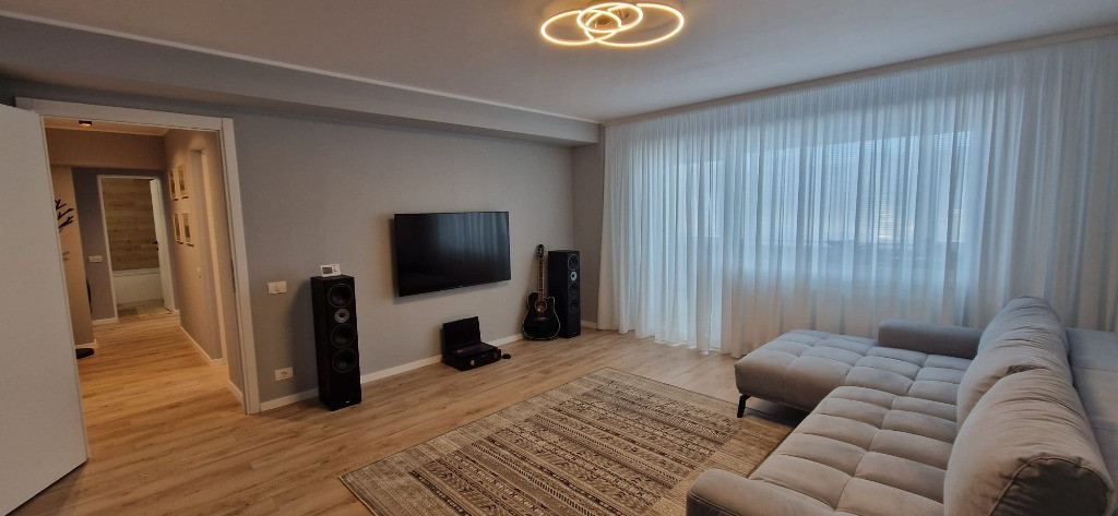 Apartament 2 camere - Inel I - 105.000 euro (Cod E5)