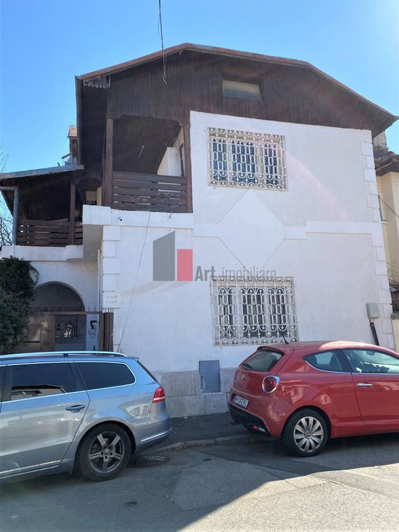 Vila S+P+1+M 220mp zona Popa Nan/Matei Basarab/Calea Cala...