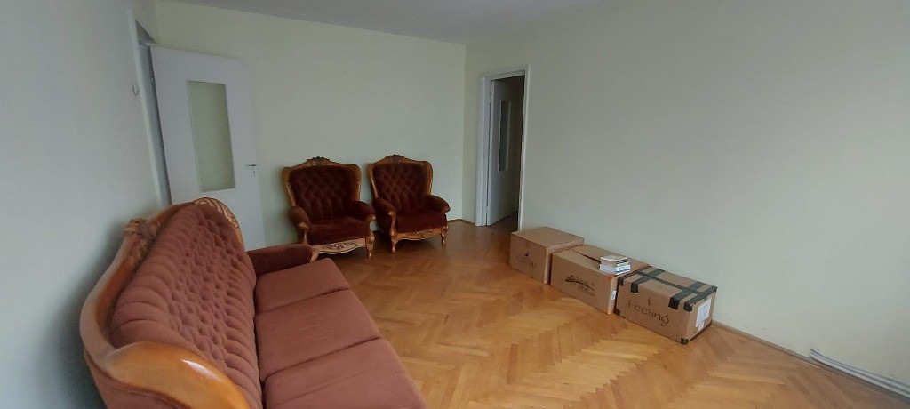 Mioritei (intersectie 22 Decembrie)-apartament 2 camere, et. 2/4