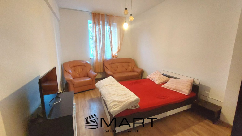 Apartament 3 camere decomandate zona Mihai Viteazu/PET FRIEN