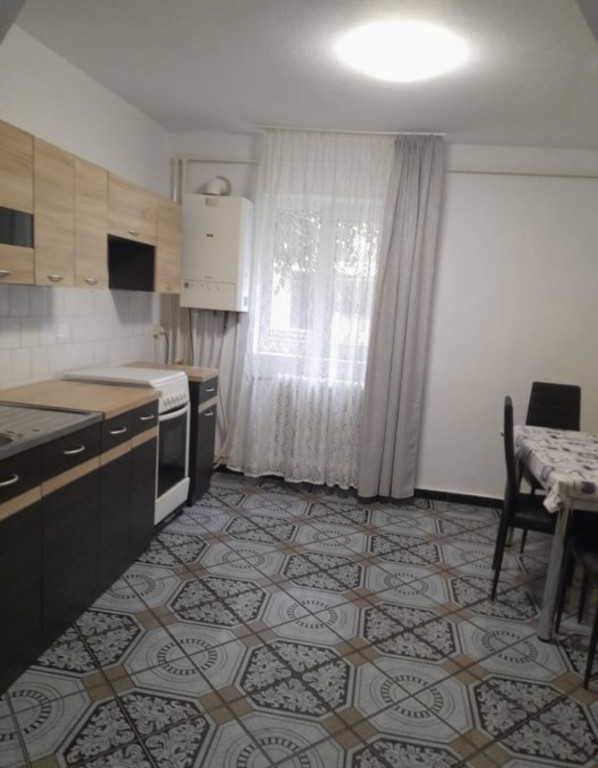 Apartament cu 2 camere, Cetate-Lidl