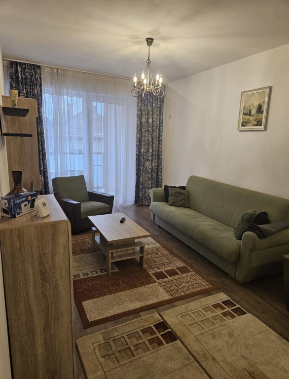 Apartament cu 2 camere, bloc nou, Centru