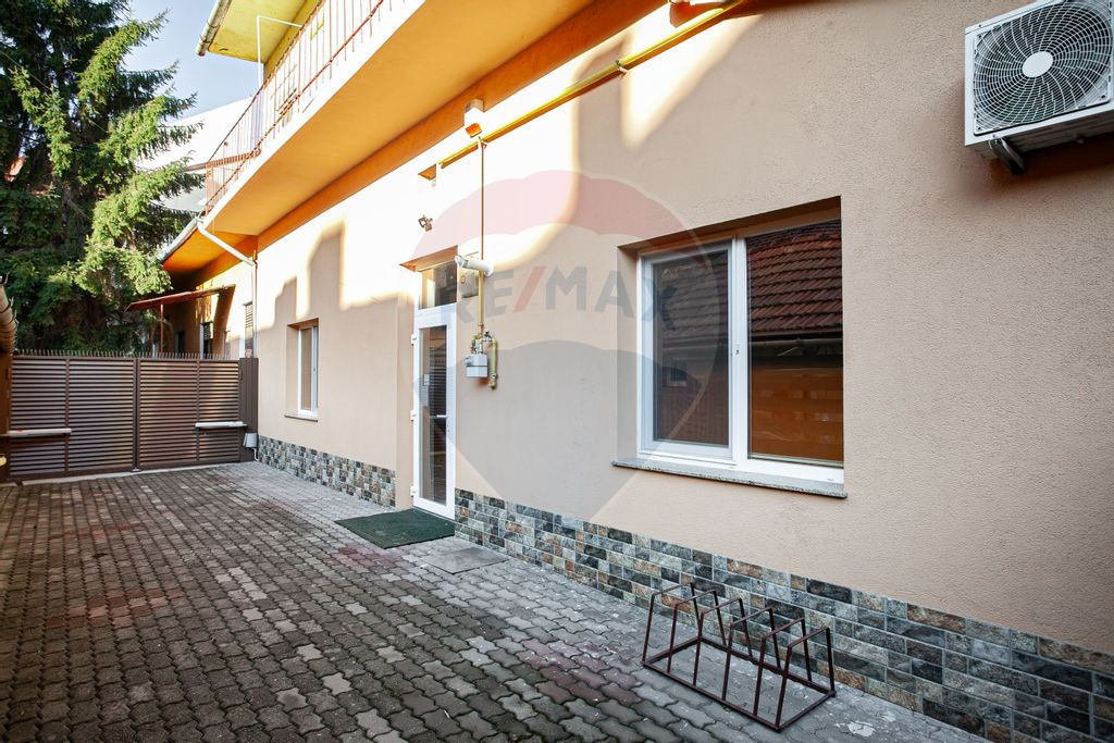 Apartament la Casă de Vânzare, Ultracentral pe B-dul Re...