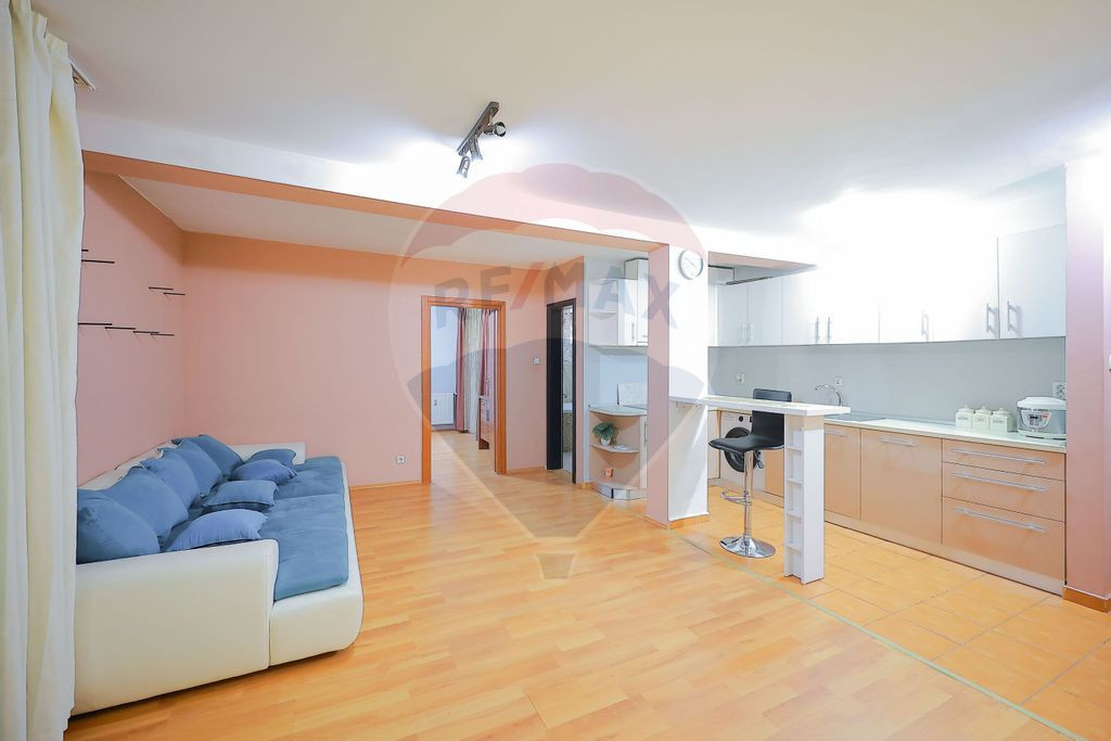 Apartament 2 camere de vânzare, Cartier Prima, Nufărul