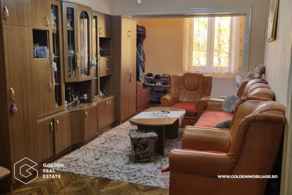 Apartament 3 camere din cărămidă, zona Intim, localitatea