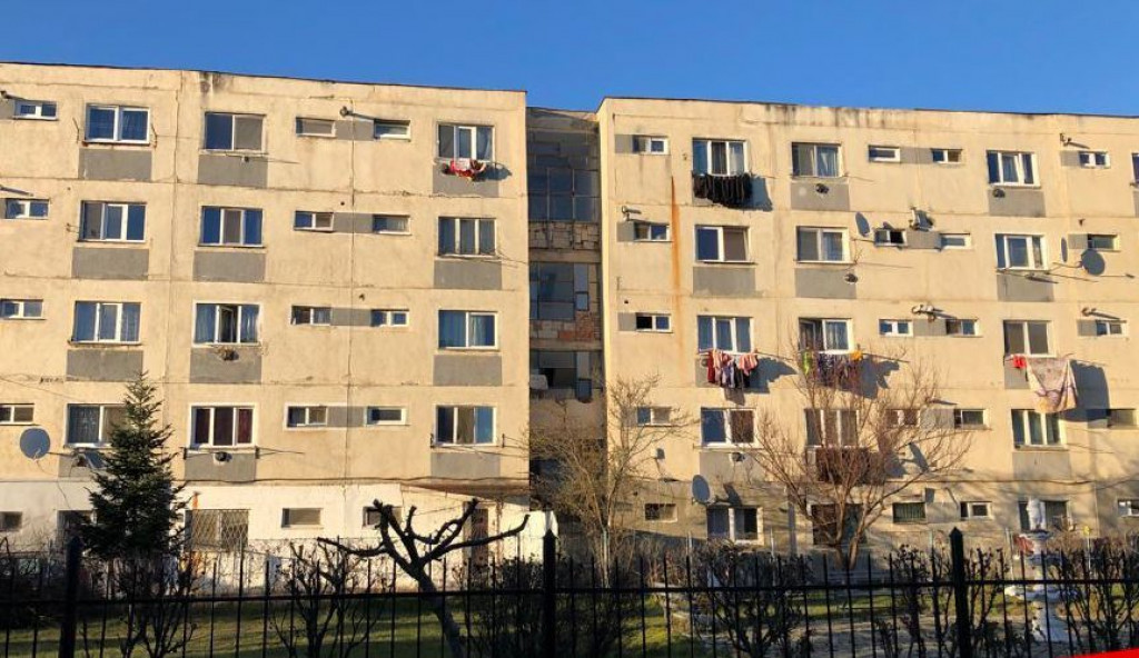 Cota 1/2 din Apartament-Campia Turzi, Jud Cluj id R198243...