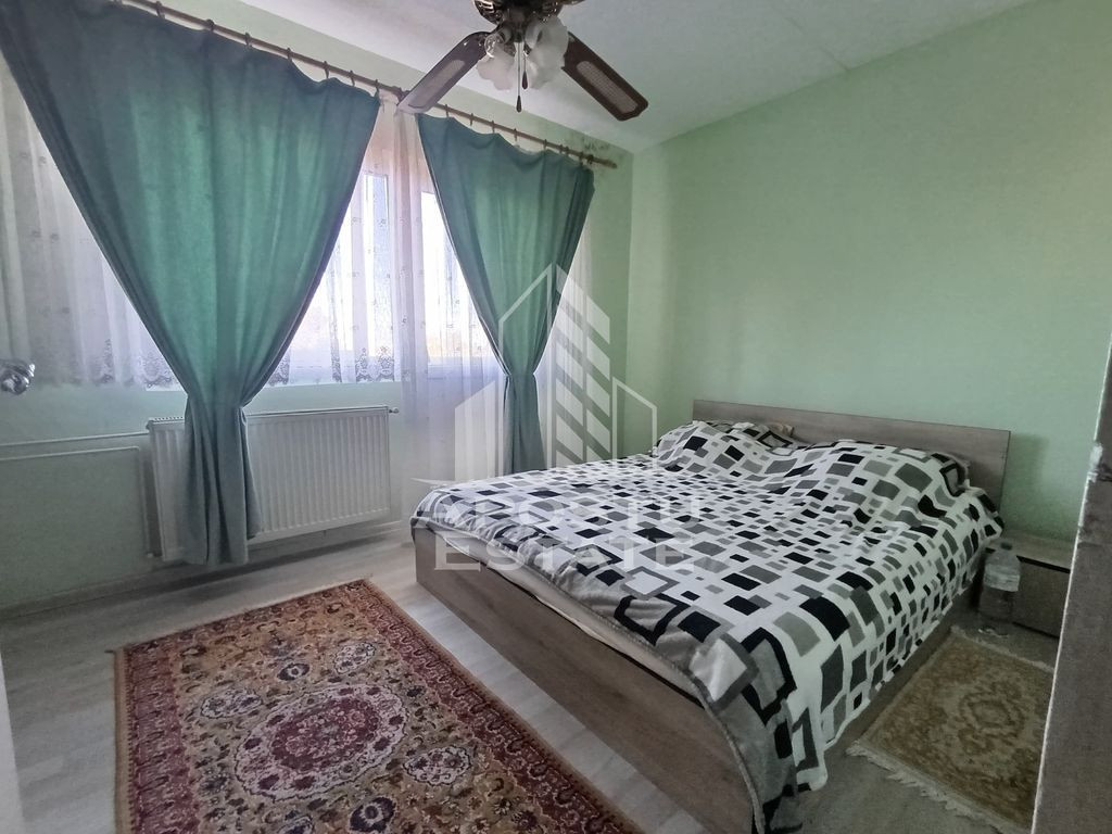 Apartament 3 camere, 2 balcoane, 2 bai, Bd.Dambovita. COM...