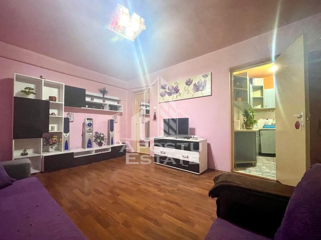 Apartament cu 1 camera, centrala proprie, zona Vlaicu