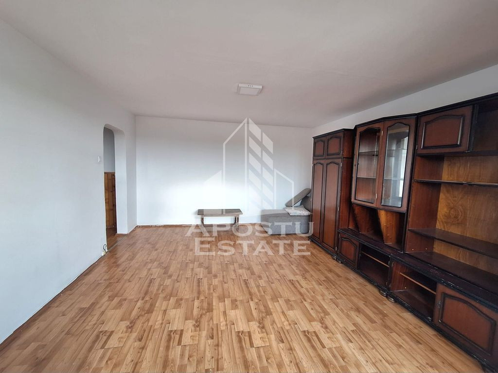 Apartament cu 3 camere, cu vedere pe 2 parti, 82 mp, Aure...