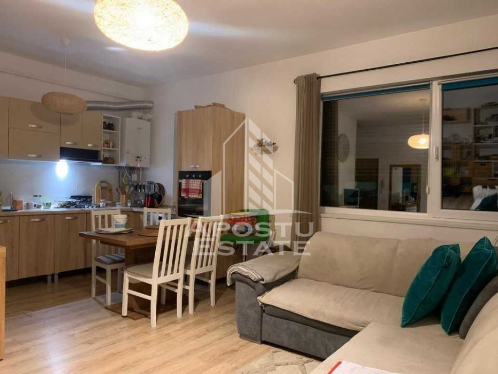 Apartament cu 3 camere, curte proprie, loc de parcare, in...