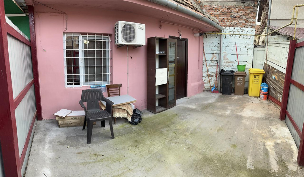 Apartament 1 camera, la casa Central