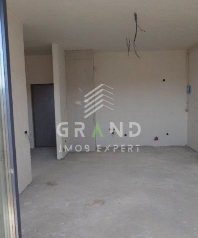 Apartament cu 2 camere, semifinisat, 46 mp, bloc nou, zona E