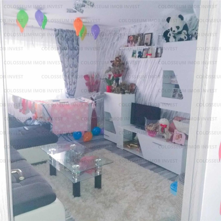 Apartament decomandat 3 camere, 2 bai, parcare, boxa, zona Uzina 2!