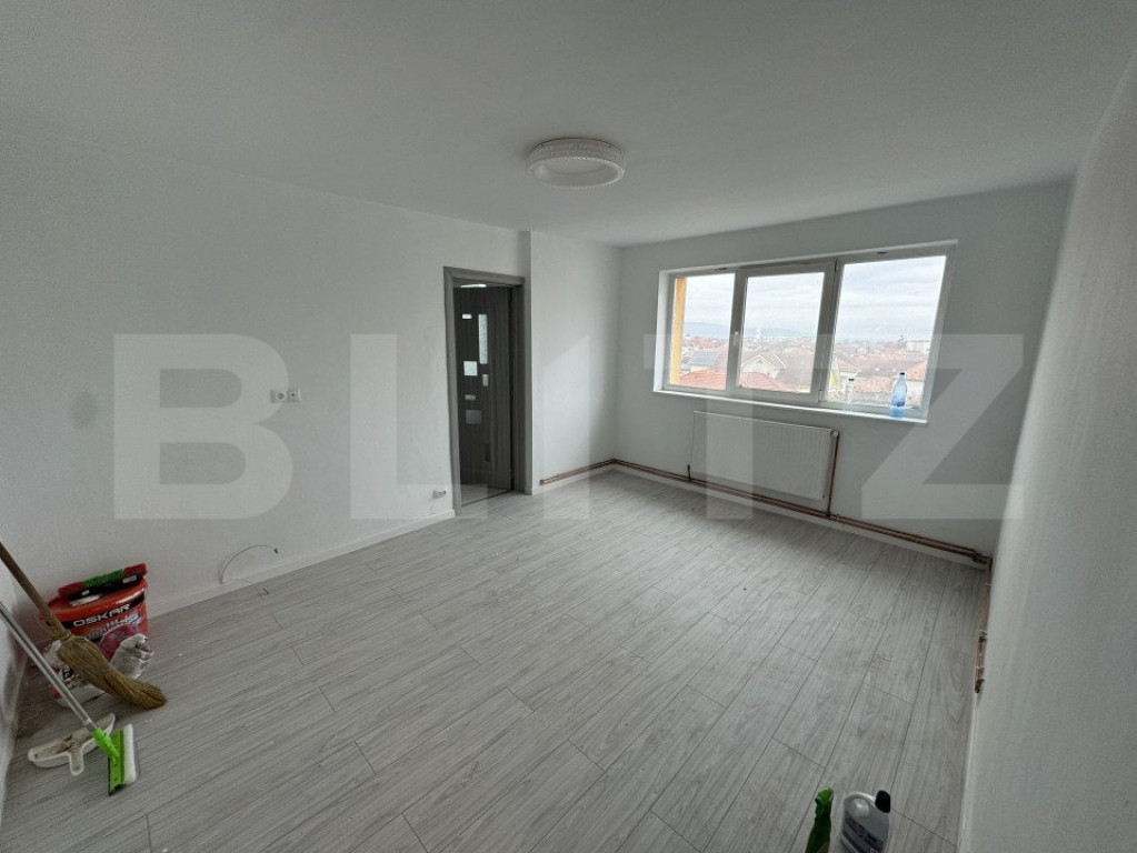 Apartament 2 camere, 38mp ,Renovat complet , zona -Cetate