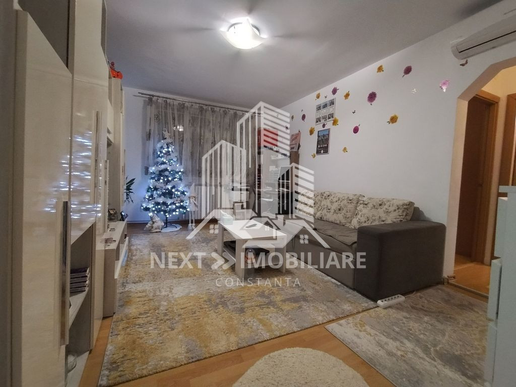 Apartament 3 camere, centrala proprie, zona Far - Abator,