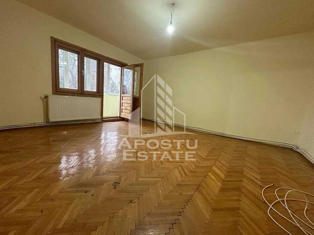 Apartament cu 3 camere