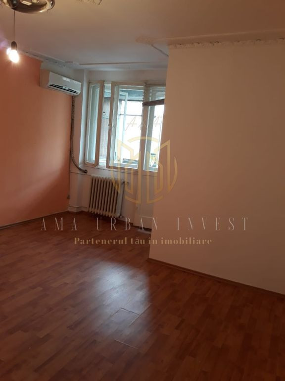 Bulevardul Chisinau garsoniera cf 1 pret 80000 eur