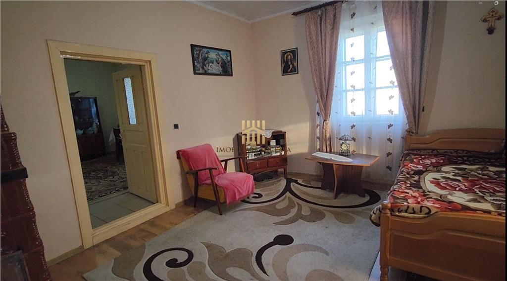 Casa in Ilisesti! La cativa km de Suceava! De ! 0727817187