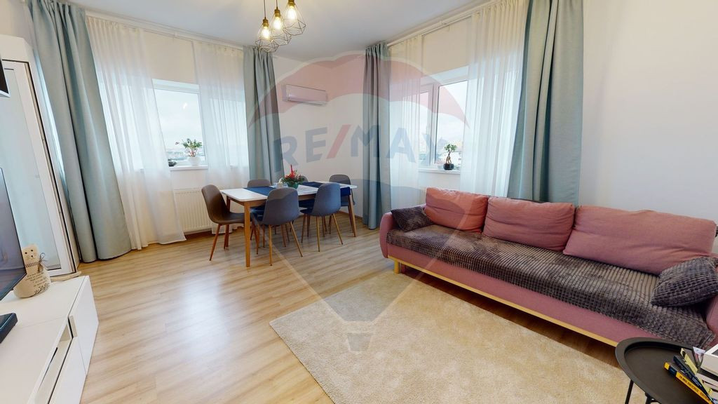 Apartament 3 camere si loc de parcare - Antecontract semnat