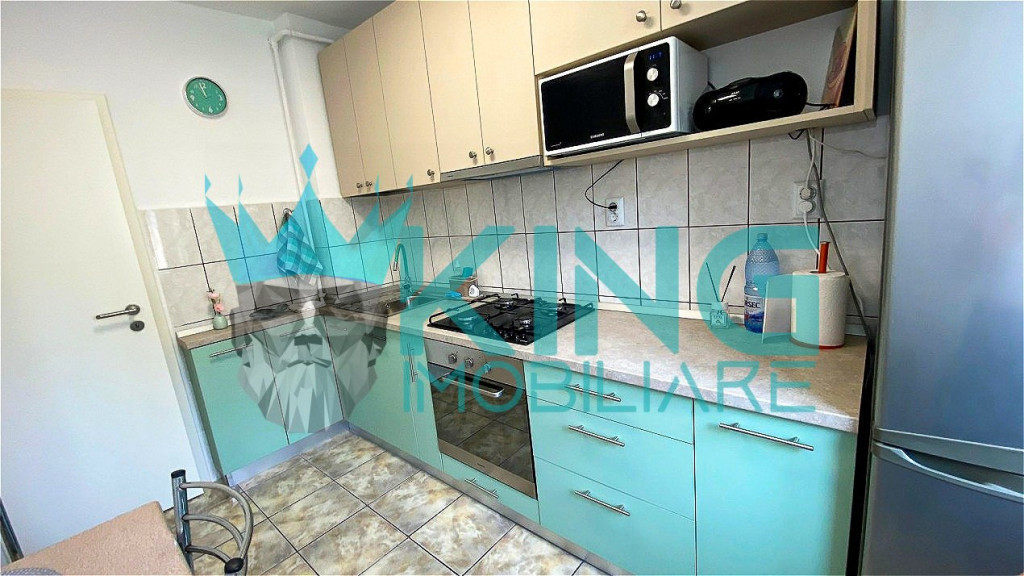 Apartament renovat cu 3 camere de vanzare in Constanta la Ca