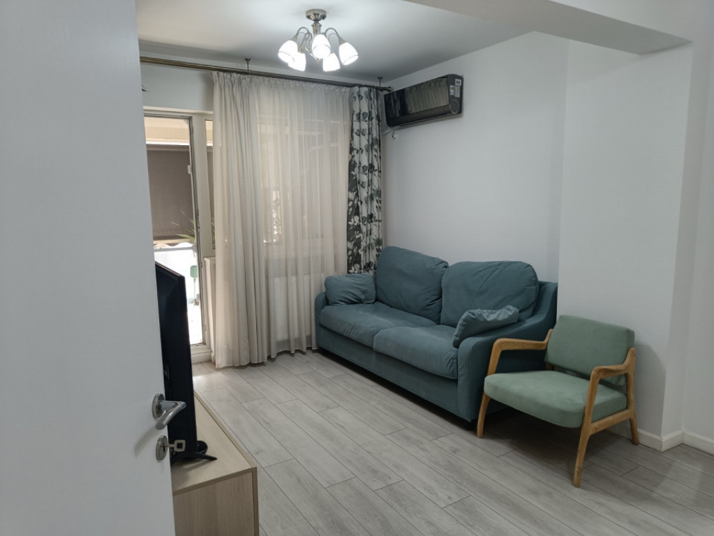 Apartament 2 camere, decomandat/Titan/Parc Teilor/Centrala+P