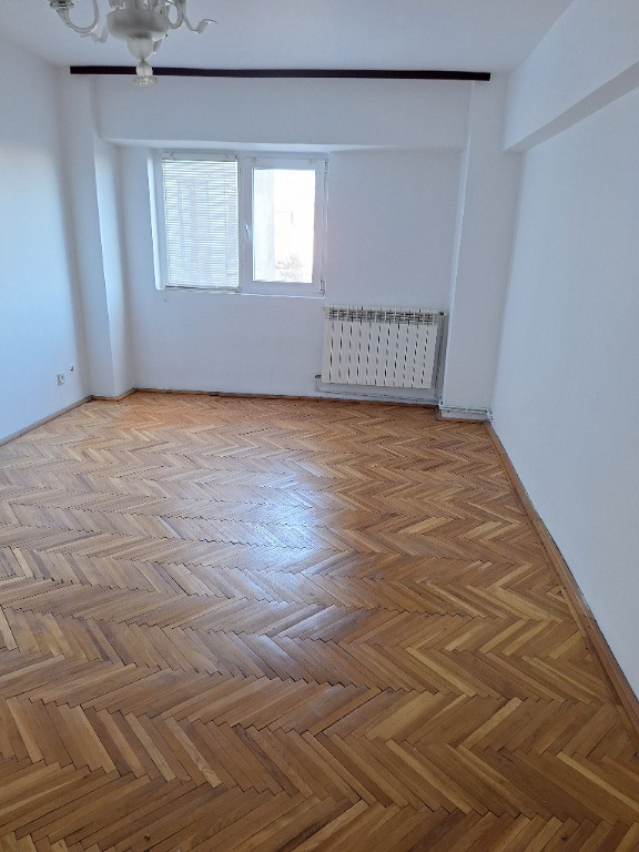 Apartament 3 camere Decomandat-Unirii Sud