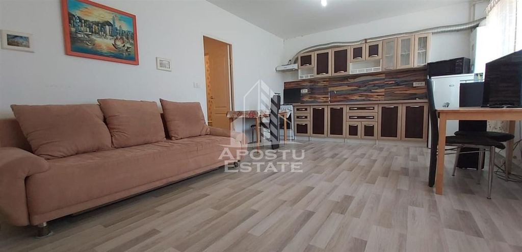 Apartament cu 2 camere la casa Zona Intim