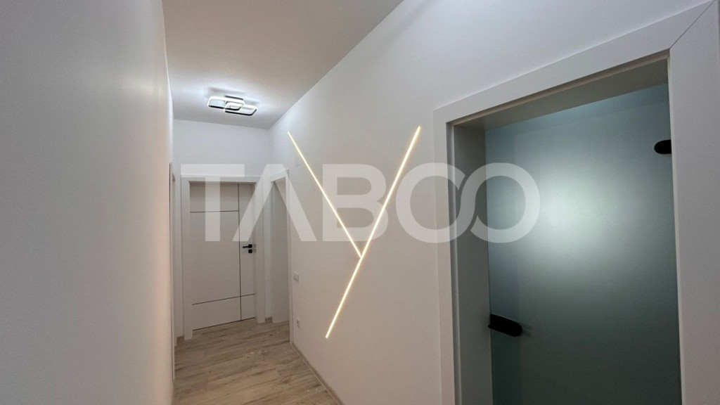 Apartament de vanzare cu 2 camere balcon si loc de parcare i