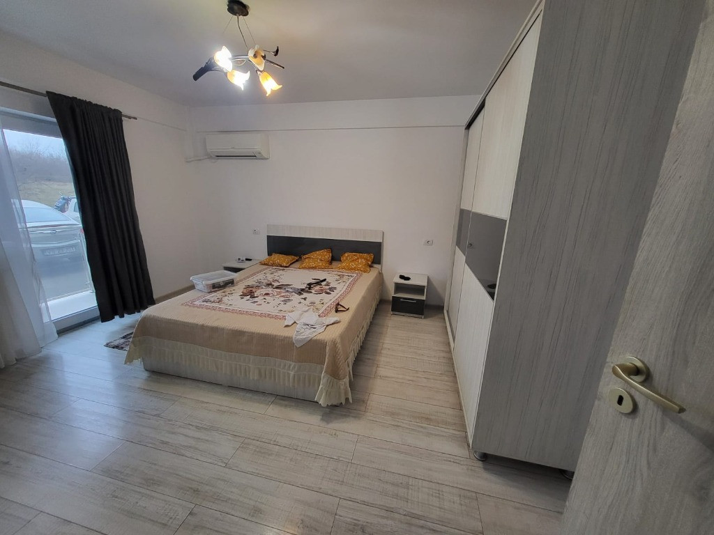 Apartament cu o camera decomandat de inchiriat in Moara de Vant, Iasi