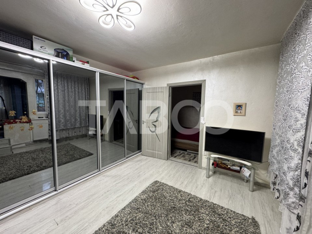 Apartament cu 2 camere 42 mpu cu pivnita langa Cedonia Sibiu