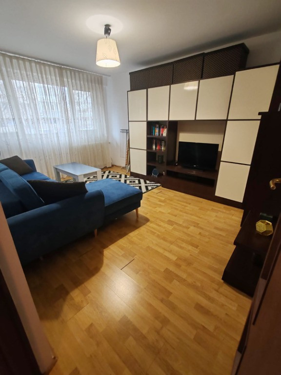 Apartament 2 camere utilat-mobilat