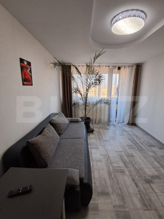 Apartament de vanzare, cu 2 camere, parcare, 50.70 mp, zona