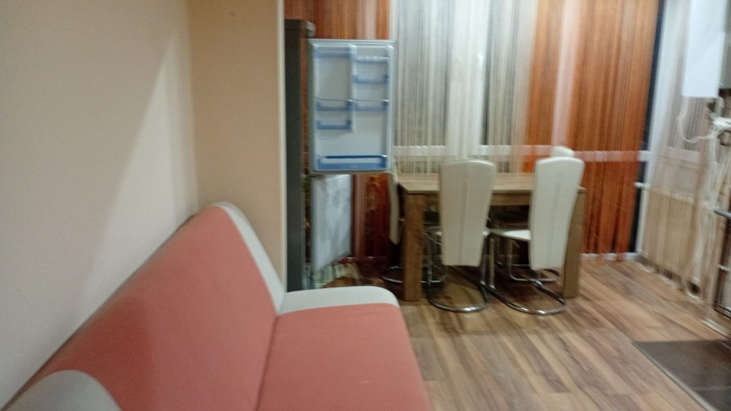 Apartament 3 camere zona Micalaca- Orizont