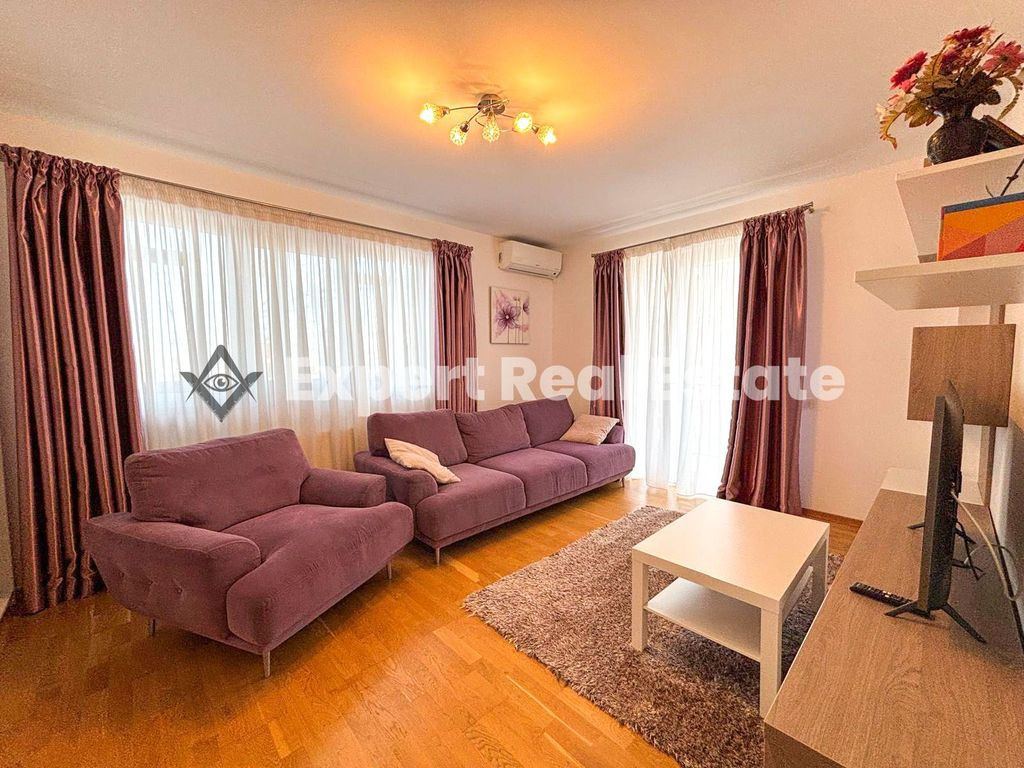 APARTAMENT SPATIOS 3 CAMERE-DOUA BAI