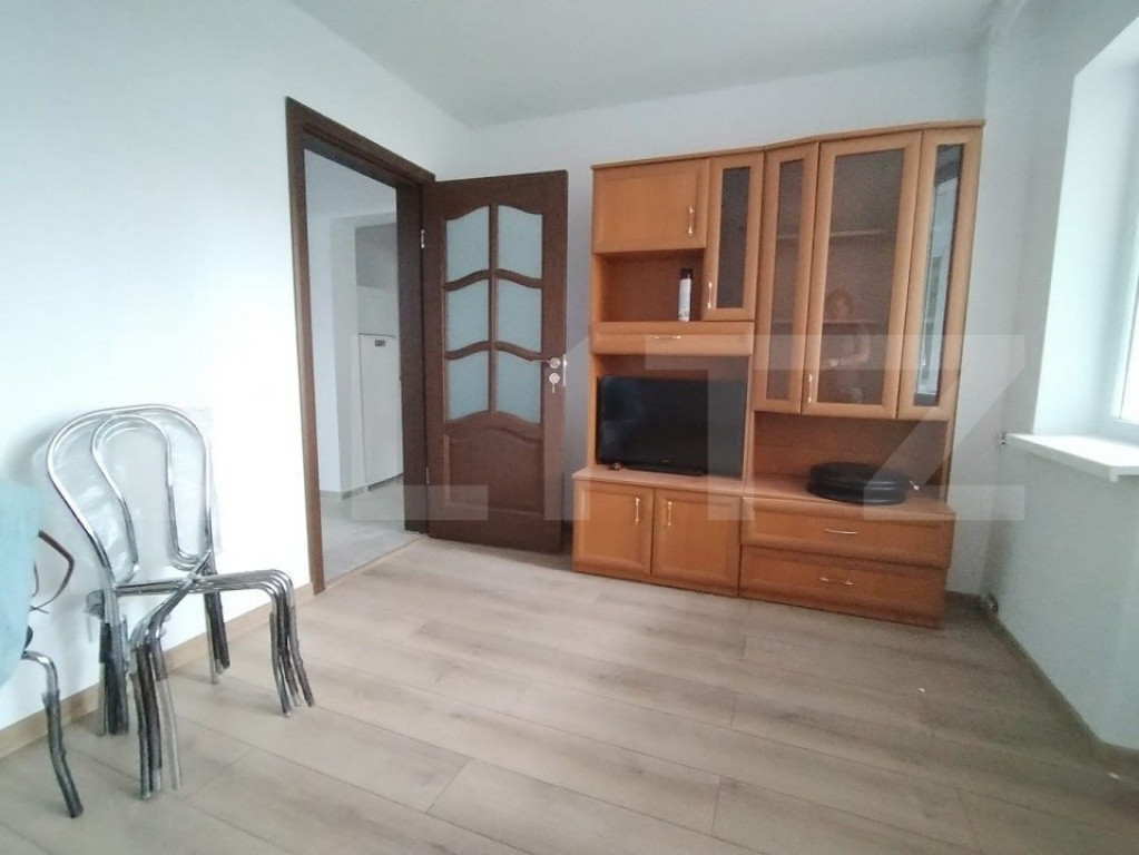 Apartament 3 camere, zona Narcis, PARTER