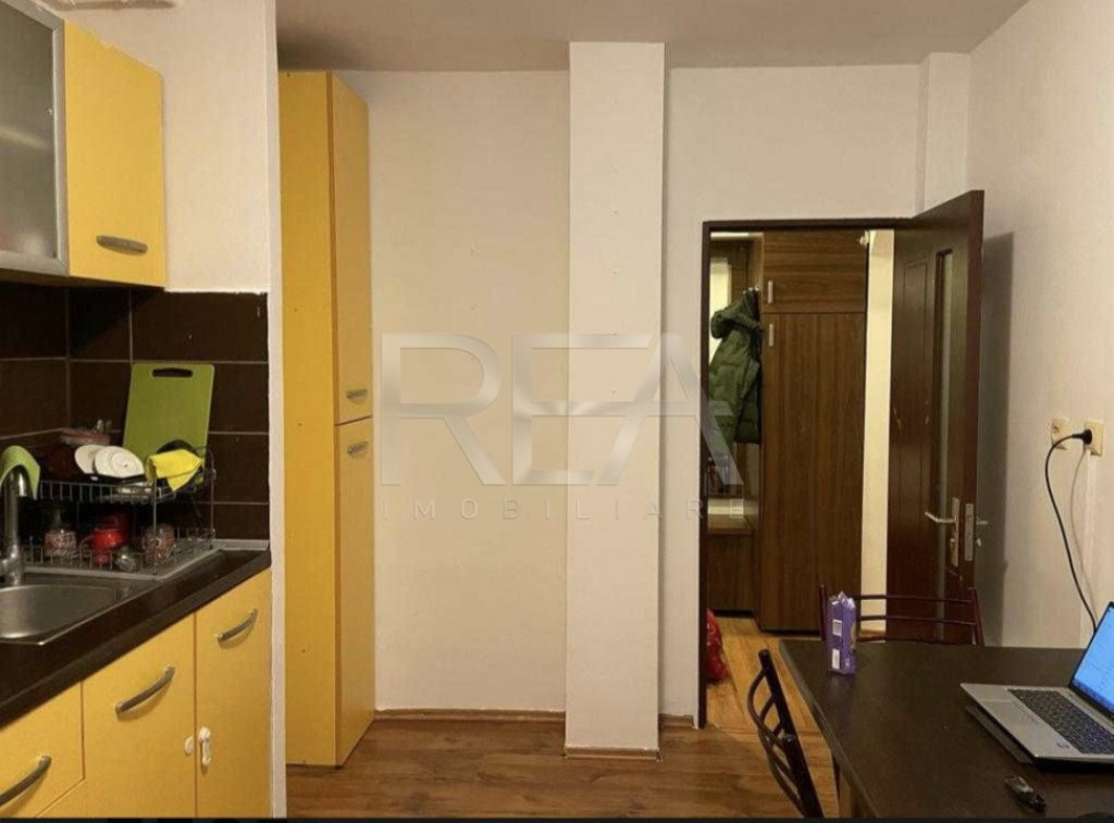 Apartament 3 camere decomandat 9/10, anvelopat, Militari Go