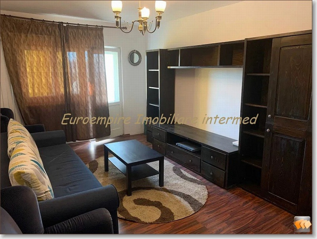 Apartament 3 camere decomandate zona Dacia