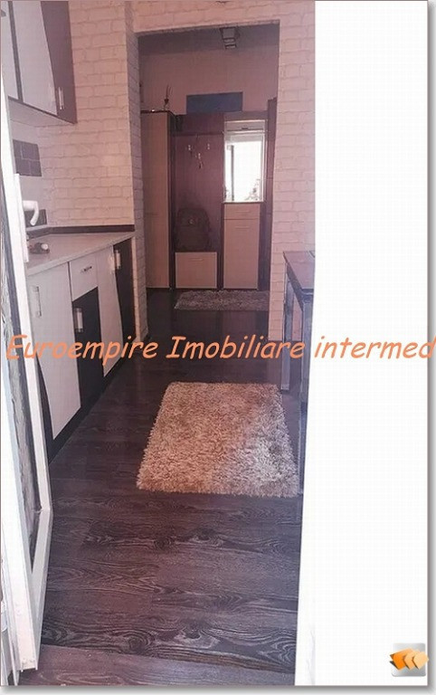 Apartament 2 camere decomandate zona KM 5