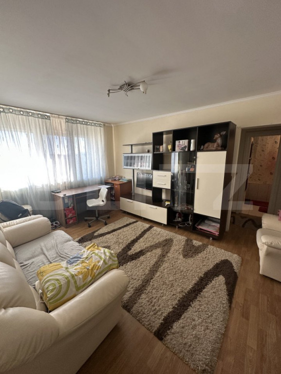 Apartament cu 3 camere